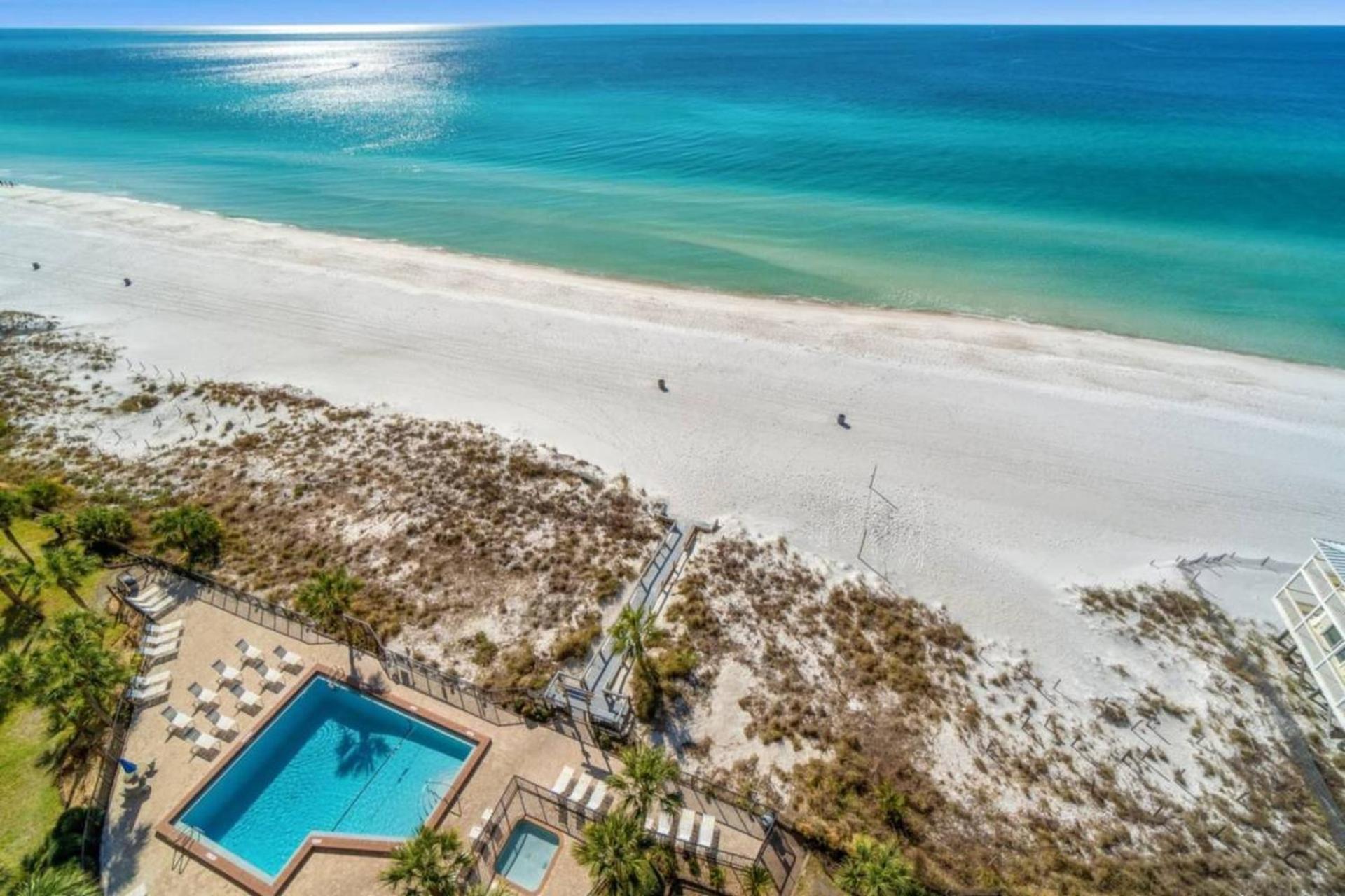 Commodore 902 Panama City Beach