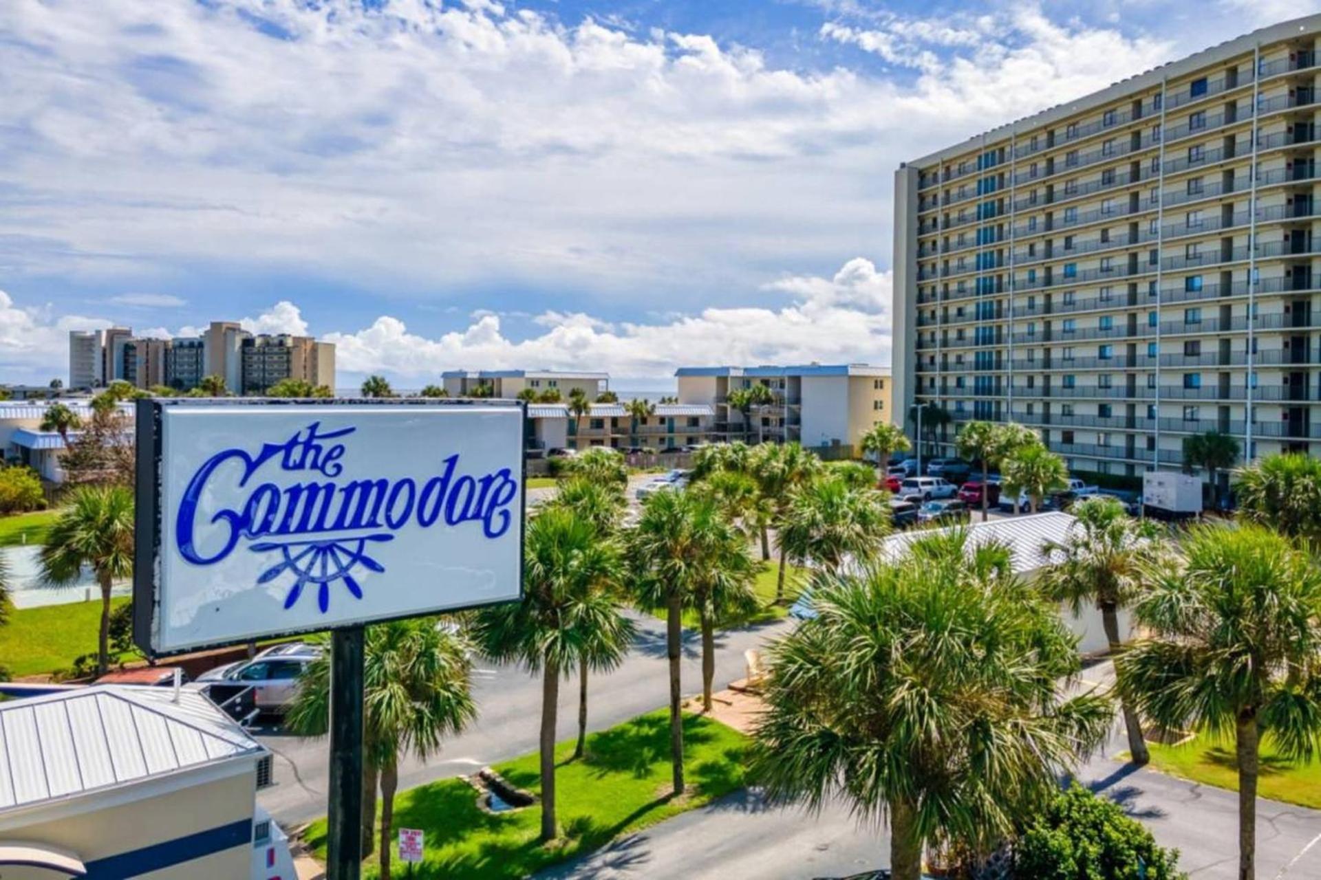 Commodore 902 Panama City Beach